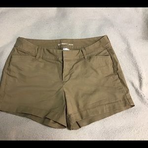 Old Navy Tan Chino Shorts Size 2